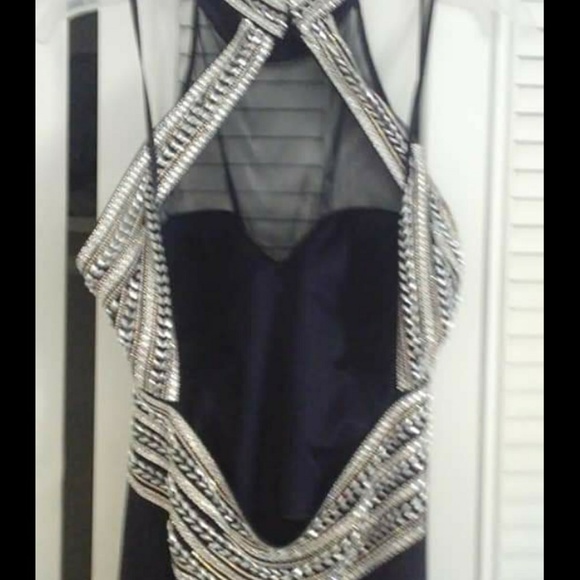 Bridesmaids Dress - Picture 4 of 5